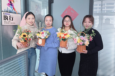 若水芳華，綻若春花！女神節(jié)到，聚丙烯酰胺廠家賽諾威恭祝天下所有女性芳華若春花！